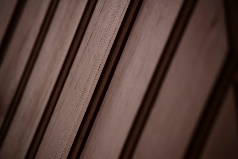 Deska elewacyjna - Sekret wytrzymałości i estetyki w nowoczesnym budownictwie